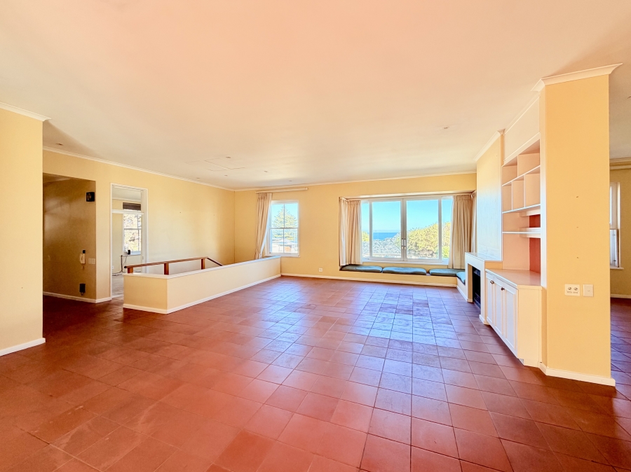 4 Bedroom Property for Sale in Voelklip Western Cape